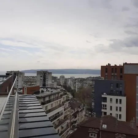 Black Sea View דירה